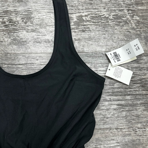 🆕 Abercrombie & Fitch romper - Picture 2 of 6